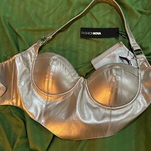 Fashion Nova Shell Bra